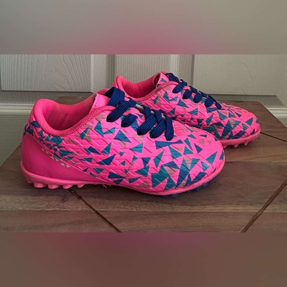 Dream Pairs Pink and Blue Sneakers Vibrant Design - Picture 3 of 8